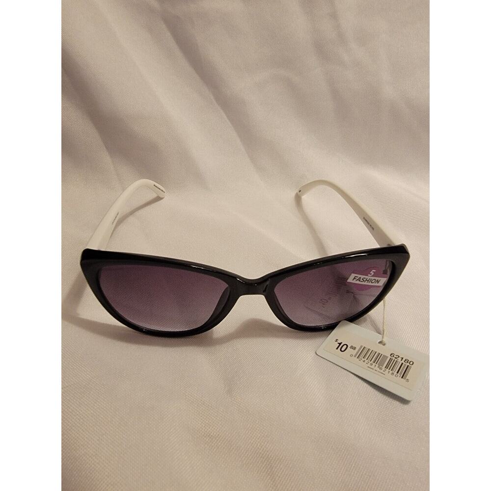 Piranha Lily Glossy Black Cat Eye Womens Sunglasses Black Frame White Arms 62180